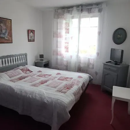 לינה וארוחת בוקר D'hotes La Maison Du Bonheur 3*