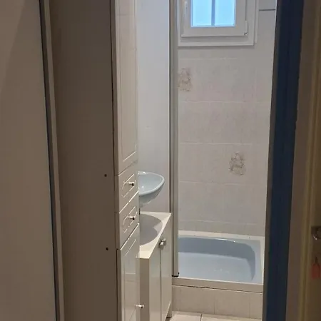 D'hotes La Maison Du Bonheur לינה וארוחת בוקר 3*